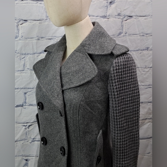 Burberry Women's Pea Coat Jacket Wool Chunky Knit Sleeves Gray Vintage Y2K 4 US - Picture 9 of 16